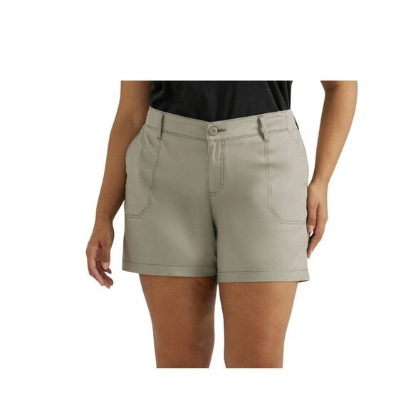 Lee Women’s Plus Utility Shorts 20W Mid Rise Stretch Pockets Khaki - NWT - Picture 1 of 7
